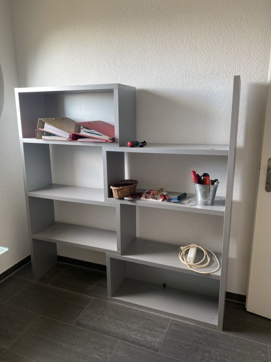 Regale: Regal grau 6 Fächer guter Zustand – Gebraucht aus Mörschwil von Marcel4201