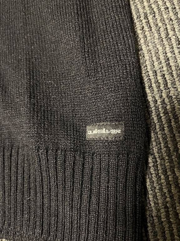 Vestes: Navy blue Cardigan Quicksilver – D'occasion à Brügg, BE par Melvin_Crty 3