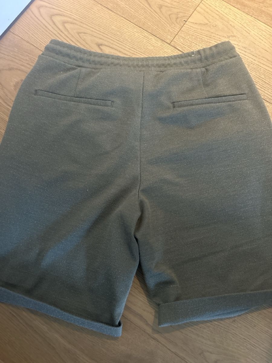 Zara Pantaloni: ZARA Männer Shorts Gr.M – Usato da Fraubrunnen venduto da alne777 1