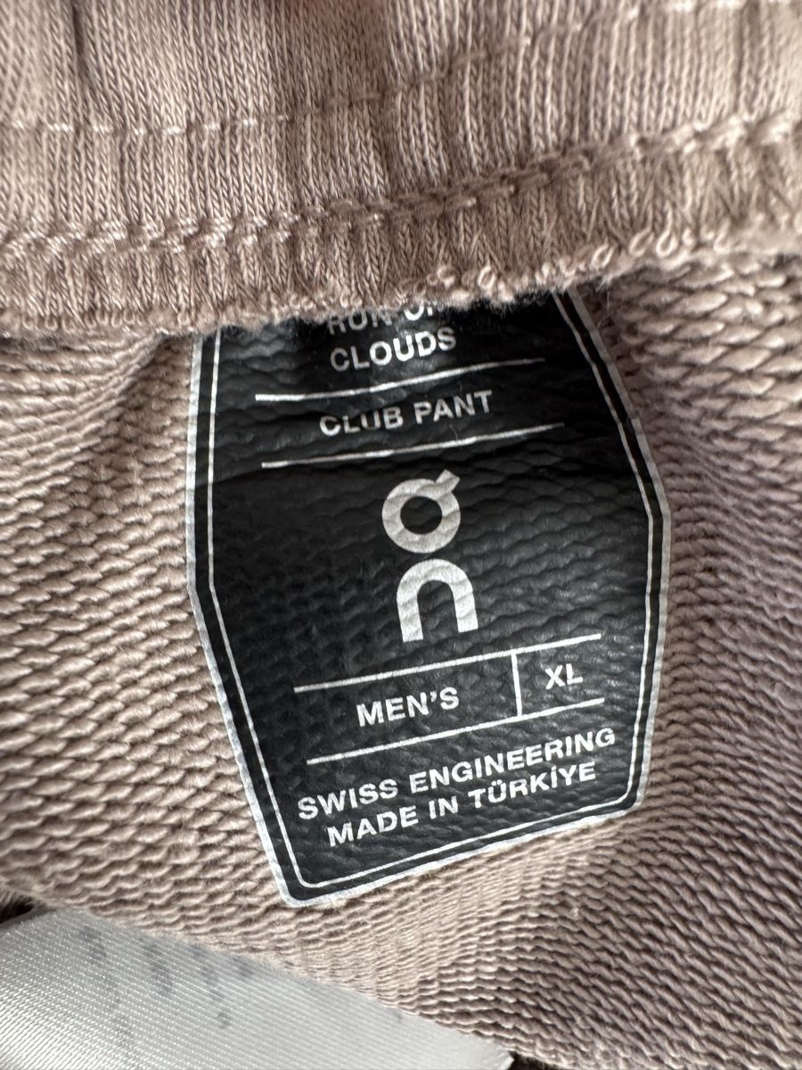 Hosen: ON Jogginghose Graubeige XL – Neu und originalverpackt aus Goldach von Anfield02 4