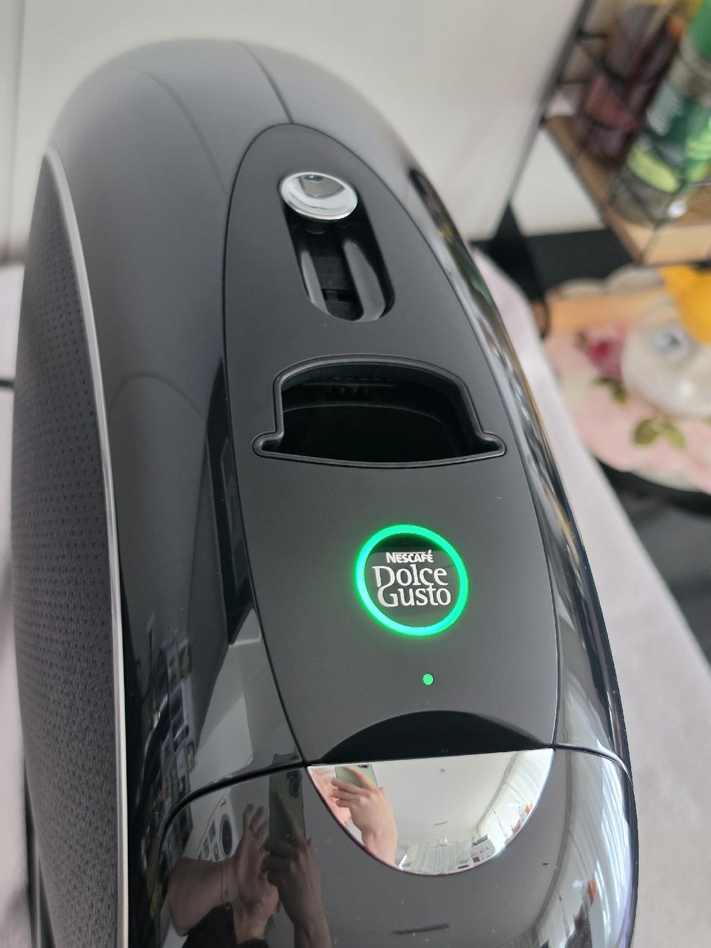 Macchine per caffè & Macchine per espresso: Dolce Gusto Kaffemaschiene/NEUWERTIG  – Nuovo (secondo la descrizione) da Reiden venduto da Yonca54 2