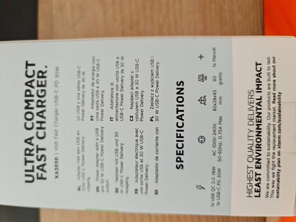 Caricabatterie: USB Ladegerät – Usato da La Punt - Chamues-ch venduto da Fluperto 1