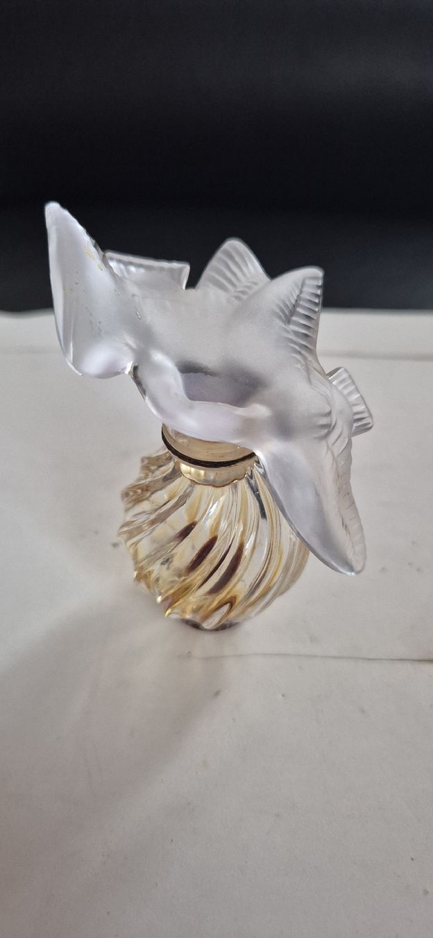 Lalique Flaconi: Superbe bouteille parfum Lalique – Usato da st Gingolph venduto da Fast-fashion 1