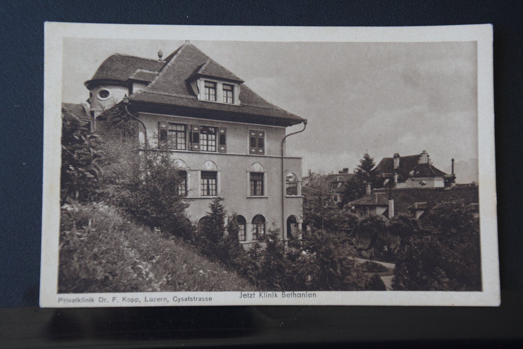 Cartoline postali: AK Luzern, Privatklinik Cysatstrasse – Usato da Luzern venduto da CH2018