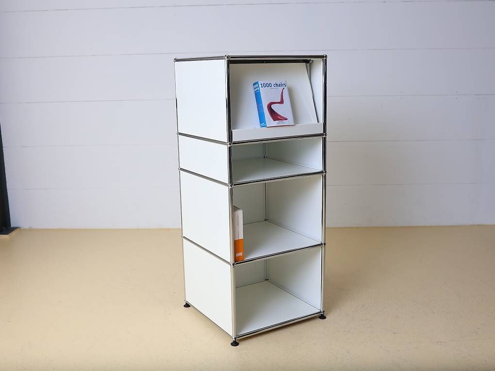 USM Scaffali: USM Haller Highboard Reinweiss mit Prospekthalter – Usato da Meinisberg venduto da atelier_TILIJA