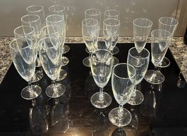 19 Sektgläser / Champagnergläser, gebraucht