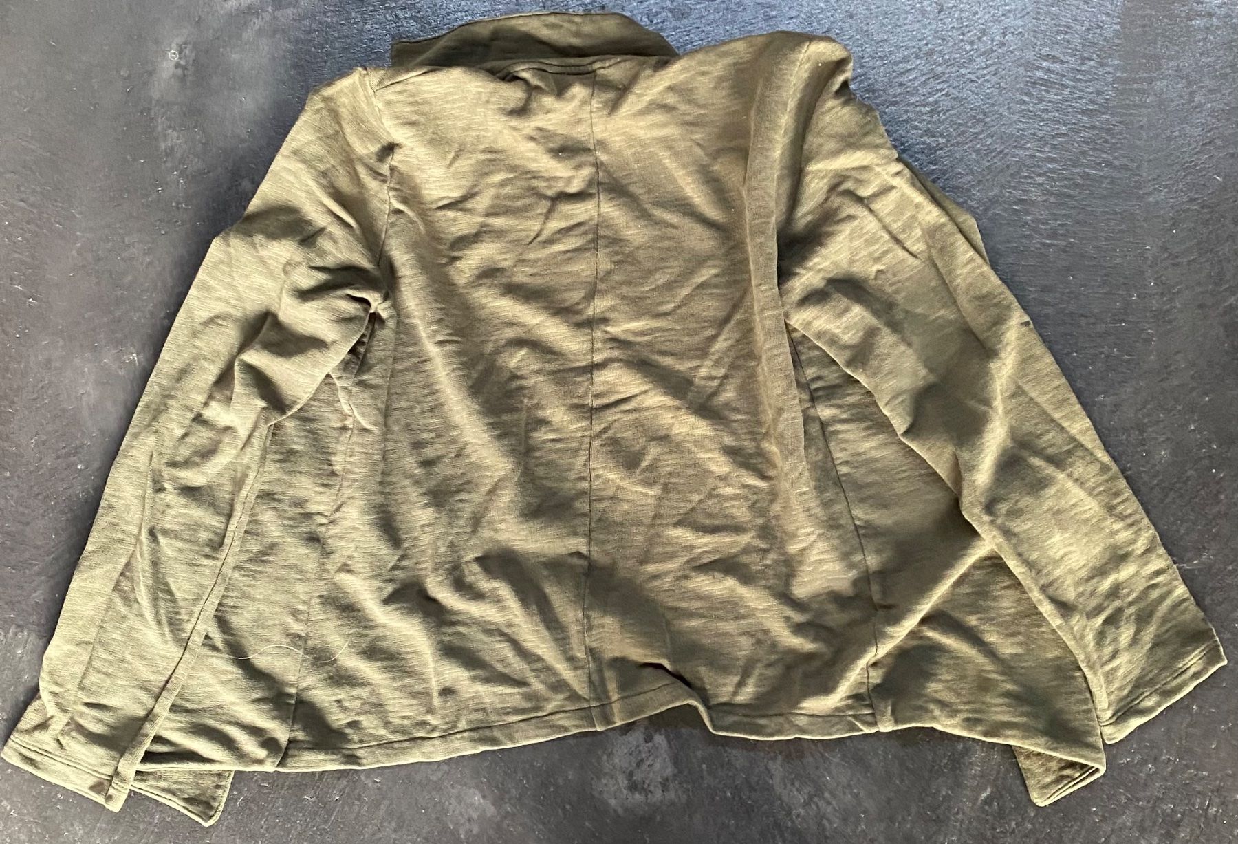 Vestes: Jacke olive von American Vintage M – D'occasion à Chur par simhofstr 1