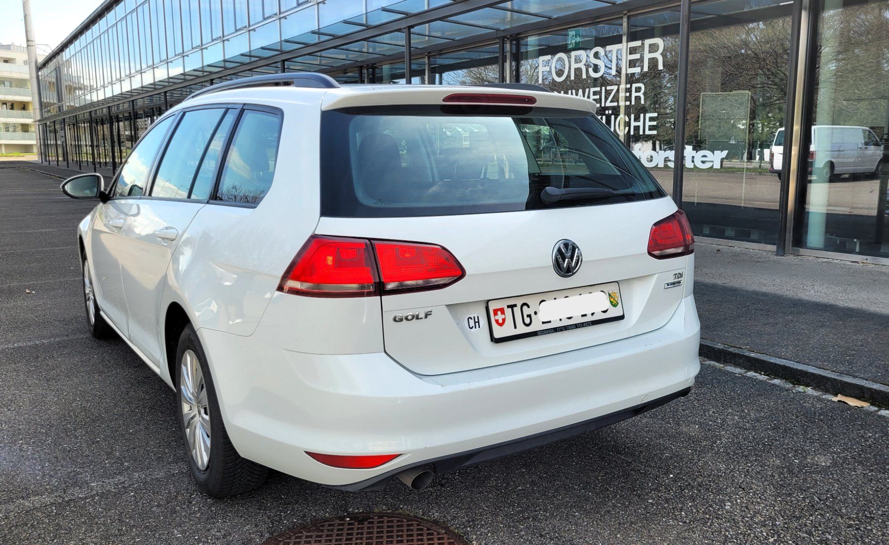 VW Automobili: VW Golf 7 Variant 1.6 TDI – Usato da Arbon venduto da rom_2zzs 6