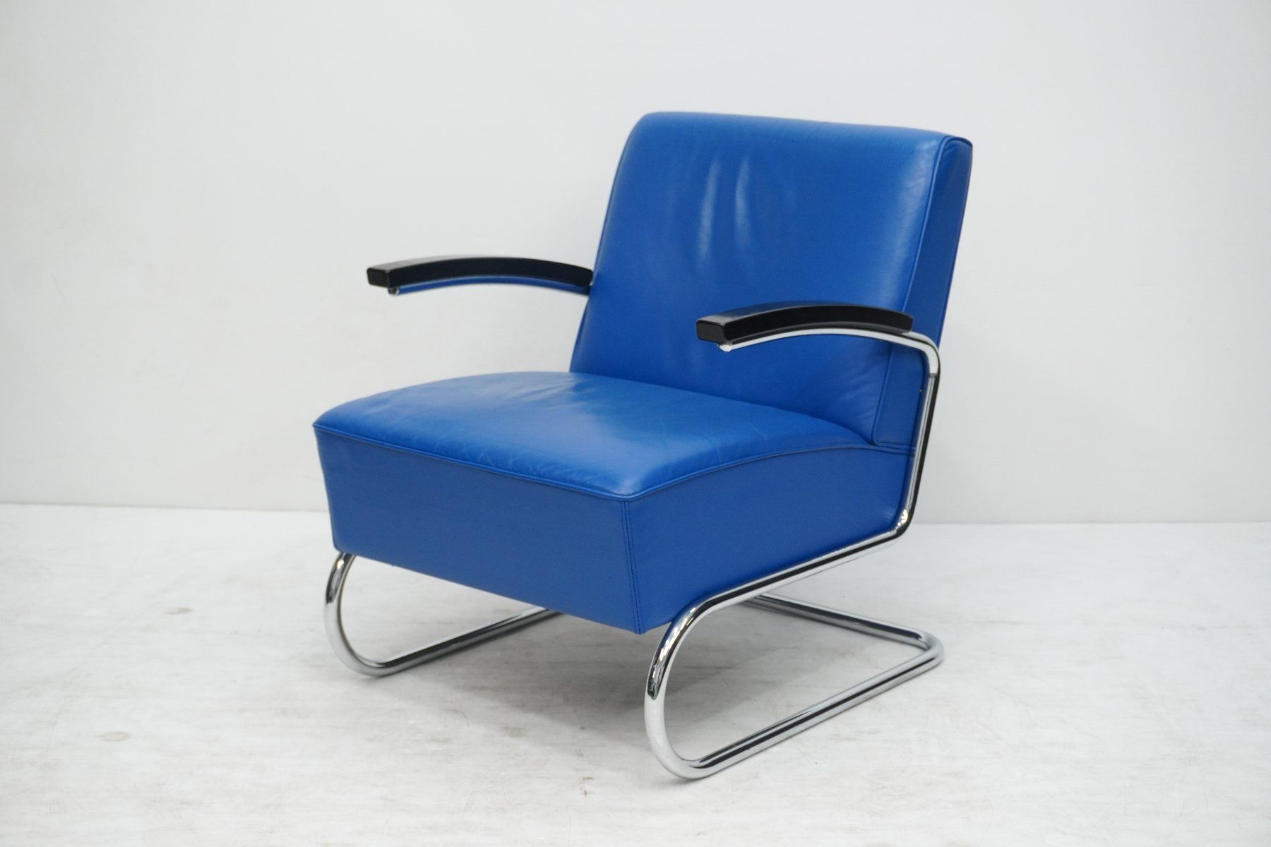 Thonet Sessel: Thonet S411 Freischwinger Sessel Leder blau – Gebraucht aus Bad Zurzach von QLASSIQ 2