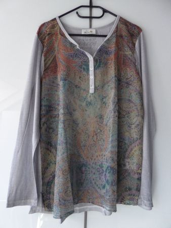 Shirt mit Muster von Lola, Gr. 44