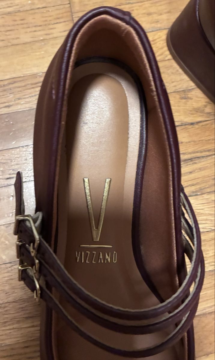 Chaussures femmes: Vizzano taille 37/38 – D'occasion à Biel/Bienne par Fjollushe 1