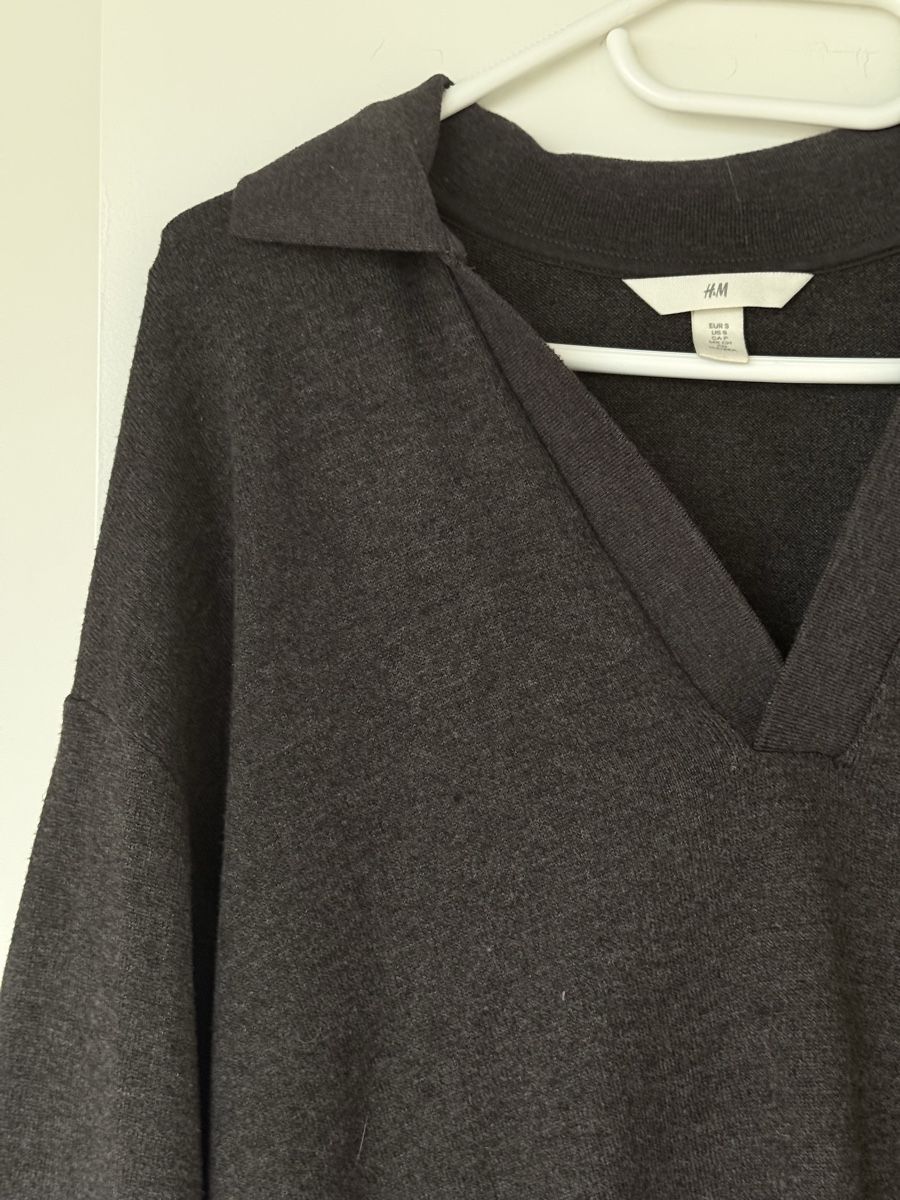 H&M Lotti di vestiti: Lots pulls H&M gris – Usato da Monthey venduto da sen_6ckr 4