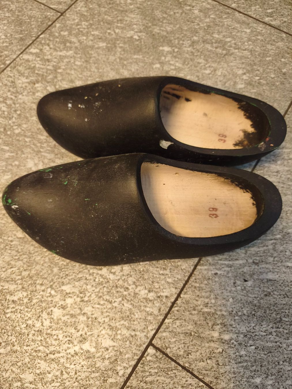 Scarpe da uomo: Zoggeli, zum Anmalen – Usato da Nunningen venduto da maedchenfueralles 1