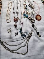 Modeschmuck 8 Teilig + 1 Uhr