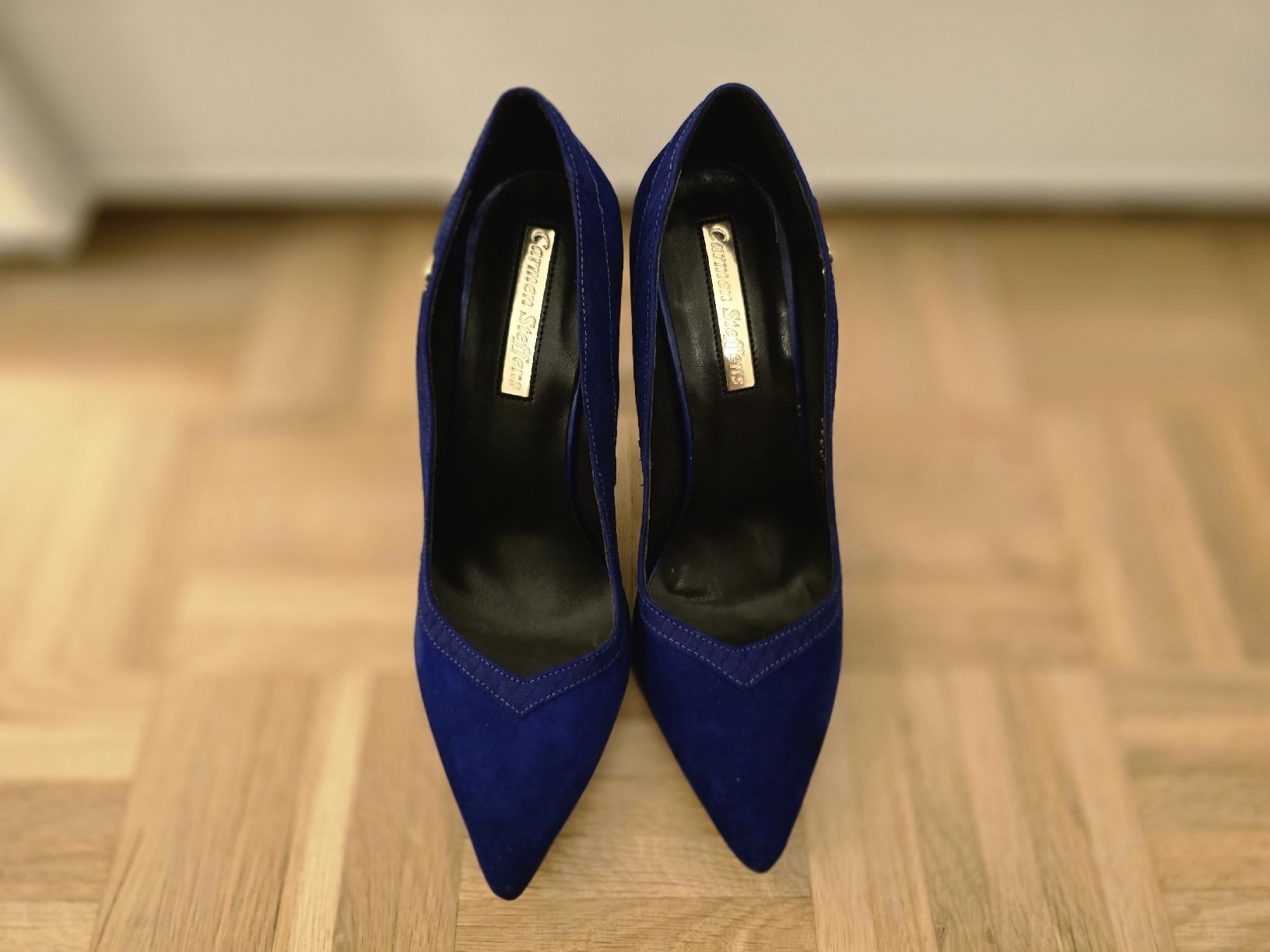 Scarpe da donna: Escarpins daim bleu électrique Carmen Steffen, taille 38 – Nuovo e nell'imballaggio originale da Genève venduto da cec_d6pg 1