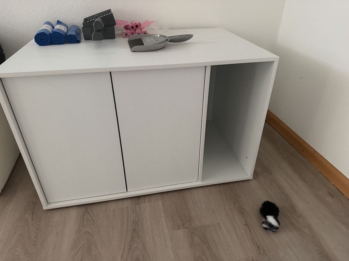 Schränke: Gratis! Katzenschrank – Neu (gemäss Beschreibung) aus Therwil von mandy.dietrich.sue