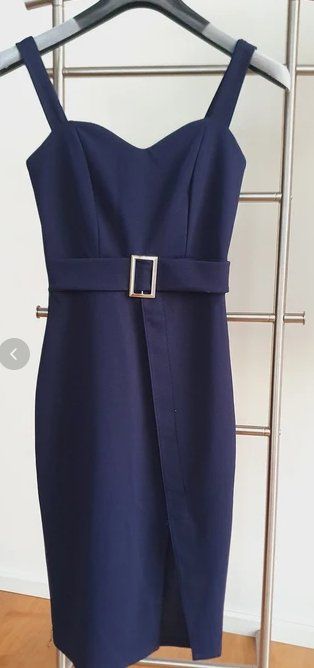 Robes: Kleid dunkelblau, elegant Grösse 34 – D'occasion à Stansstad par InStyle8