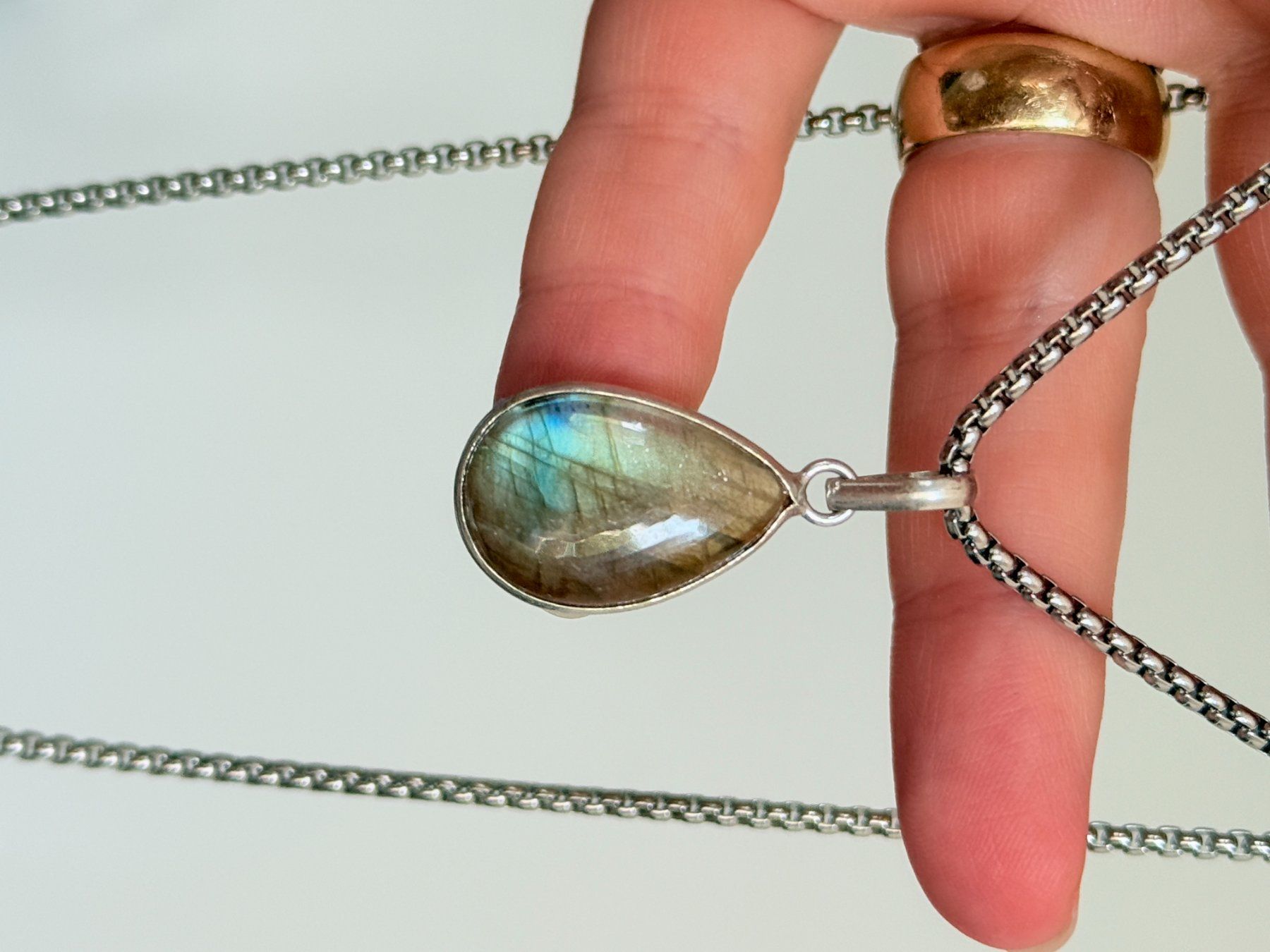Catenine: Fashionable labradorite necklace – Nuovo e nell'imballaggio originale da Genève venduto da AGBERG 8
