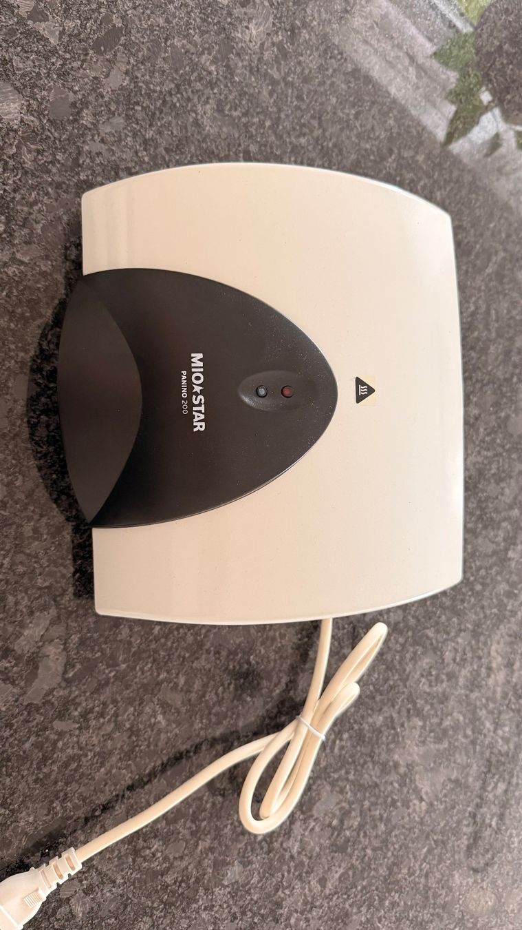 Appareils de cuisine: MIO STAR Panino 200 Sandwich-Maker – D'occasion à Hochdorf par Lilporto