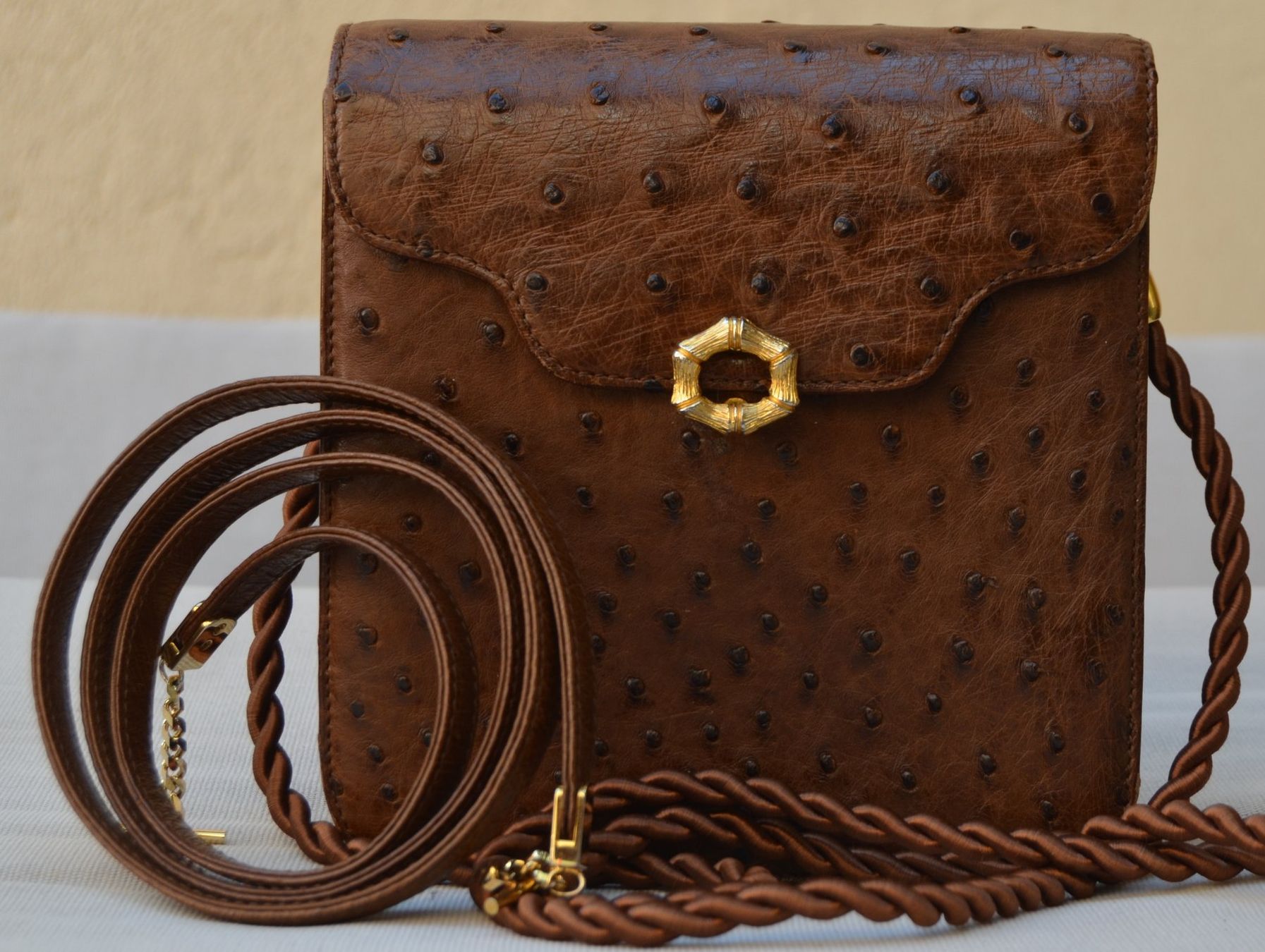 Taschen für Damen: Gurtner Tasche - Straußenleder / sac - cuir d'autruche – Gebraucht aus Collonges von Auganien