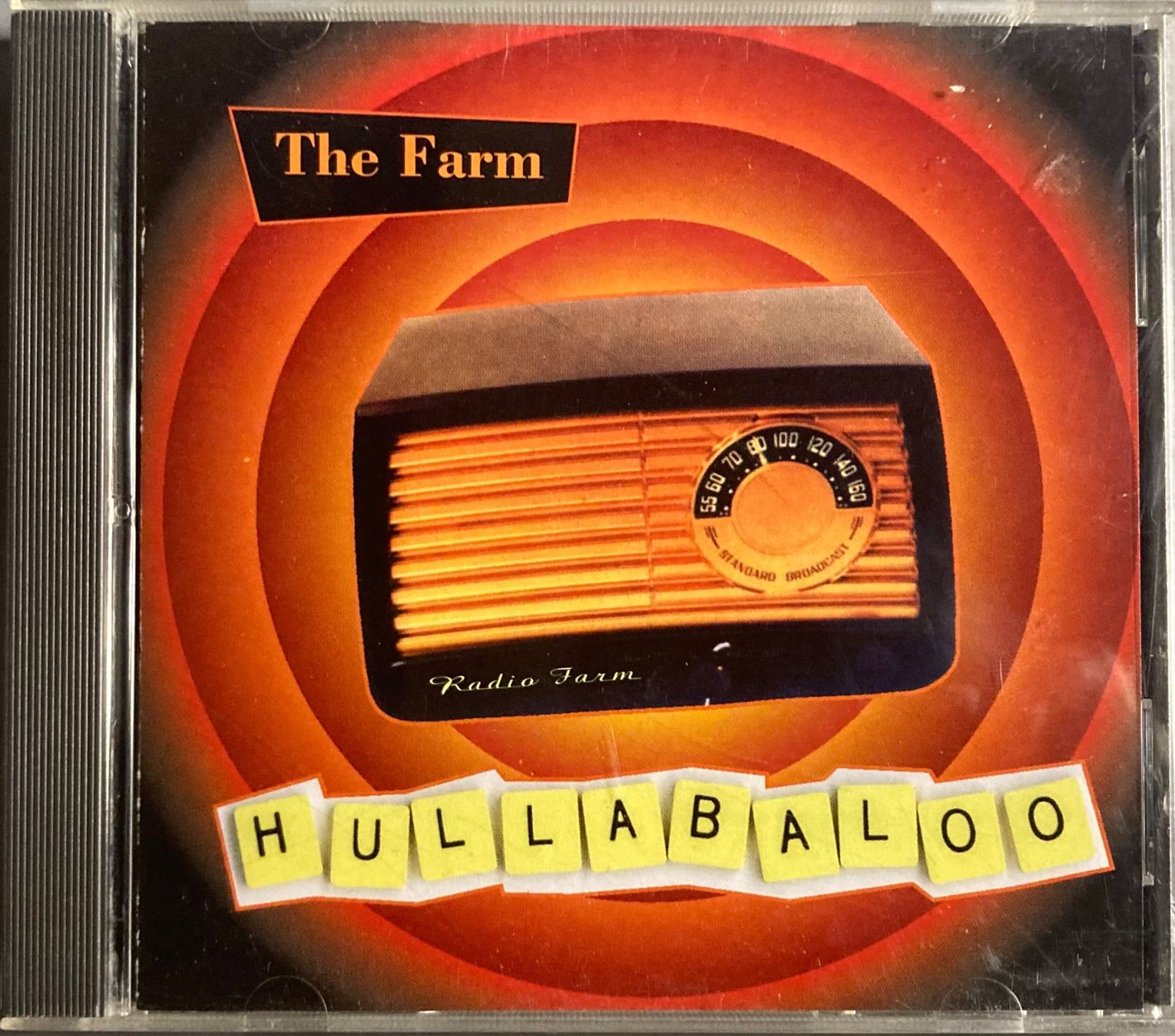CDs: THE FARM - HULLABALOO – Gebraucht aus Poliez-Pittet von Newtown-Records