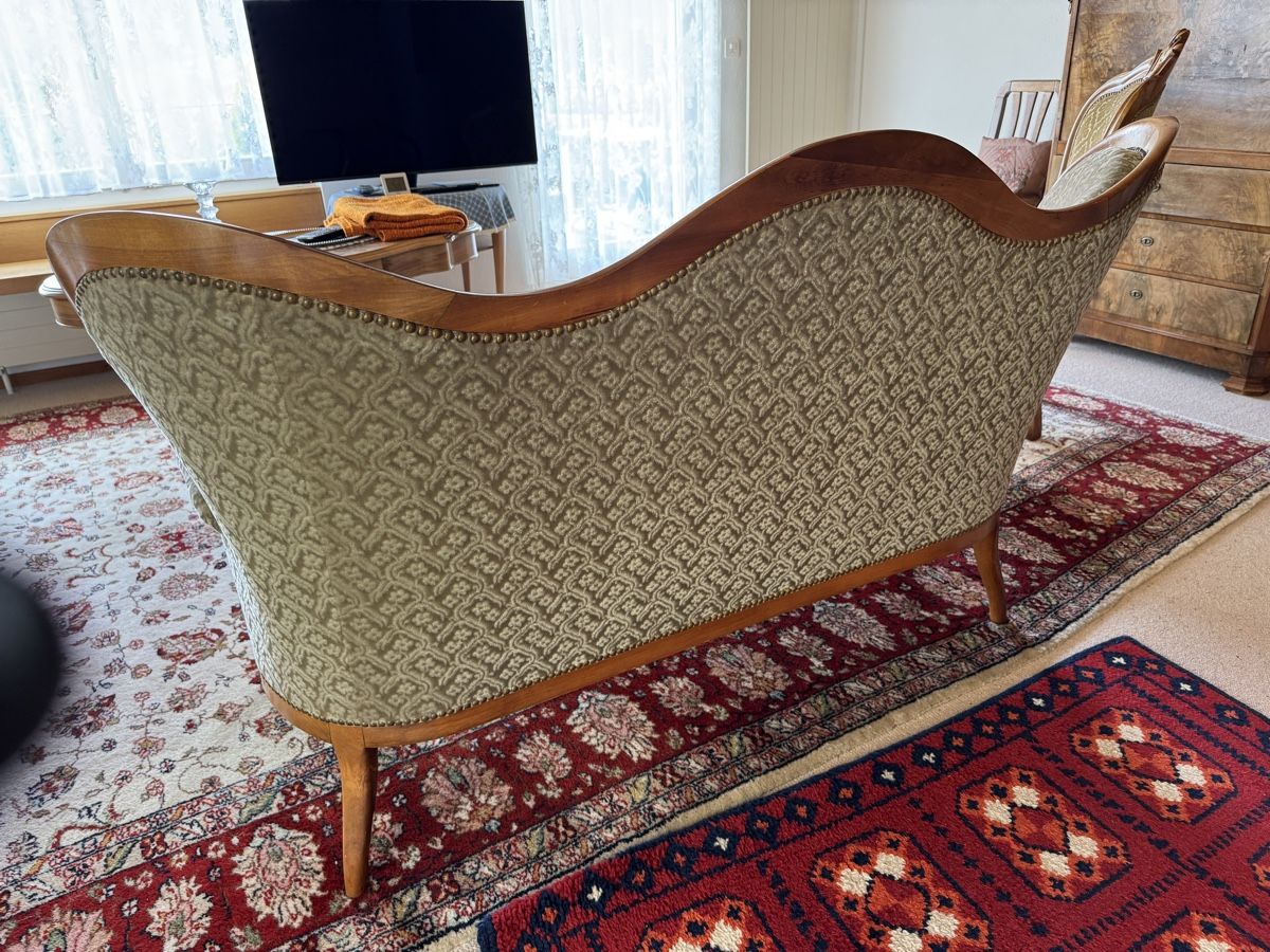 Divani: Antikes Sofa  – Usato da siebnen venduto da minte 1