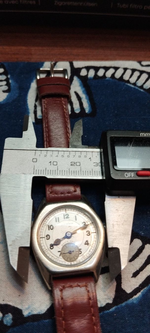 Orologi: Montre water proof – Usato da La Chaux-de-Fonds venduto da jac_9llg 8