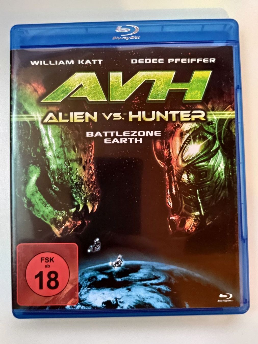 Tutti i DVDs: Alien vs. Hunter – Usato da Liestal venduto da Kratzilla