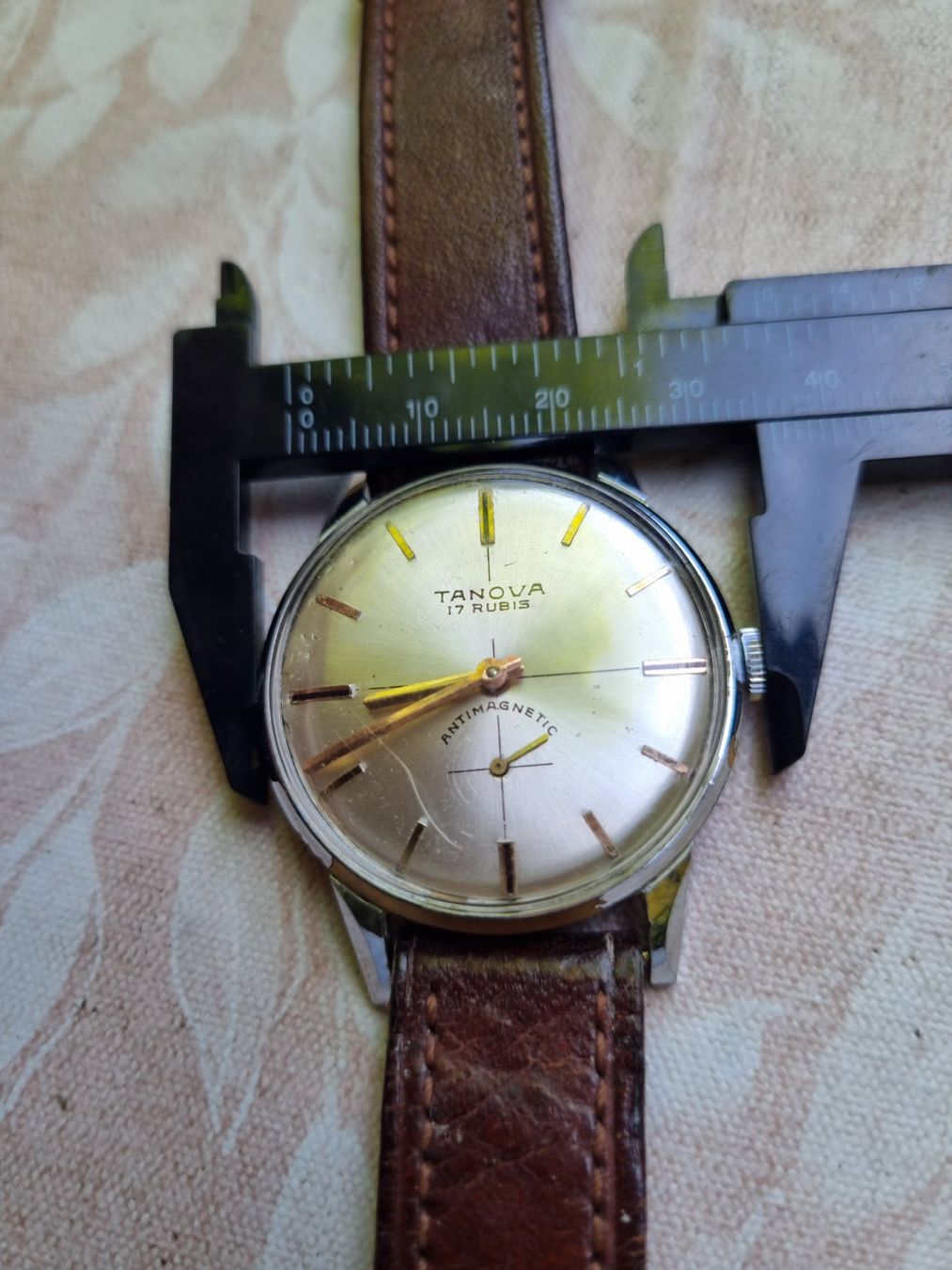 Orologi: TANOVA 17 RUBIS – Usato da Schaffhausen venduto da Leveron13 5