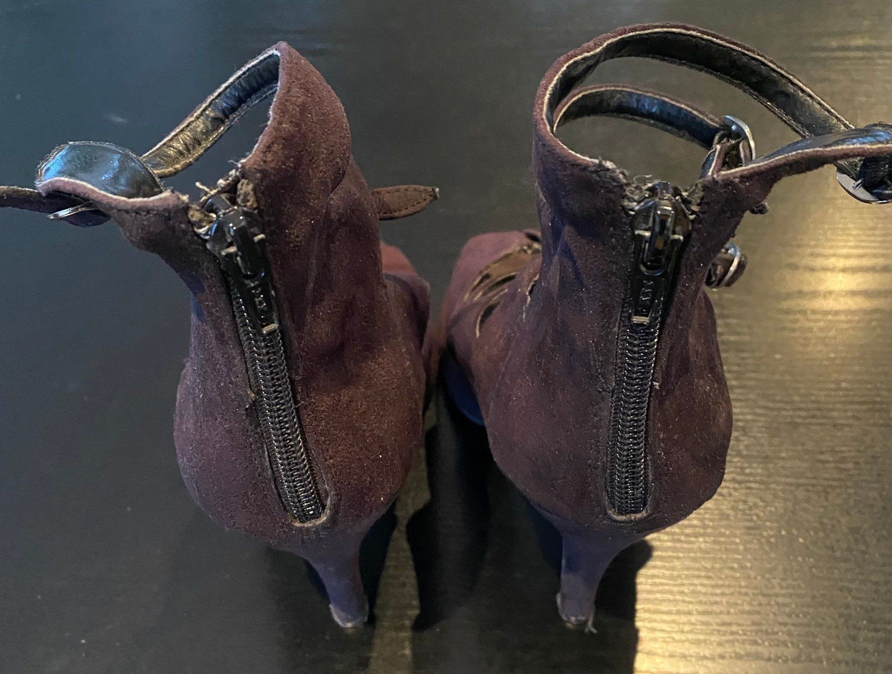 Cube Scarpe da donna: Schuhe Pumps high heels schwarz Schnallen Emo Goth 39 CUBE – Usato da Oftringen venduto da corwec 6