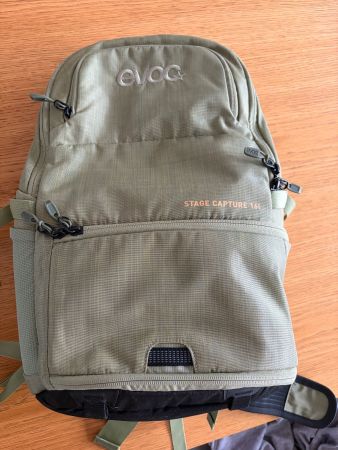 EVOC Stage Capture 16 – Fotorucksack, Light Olive