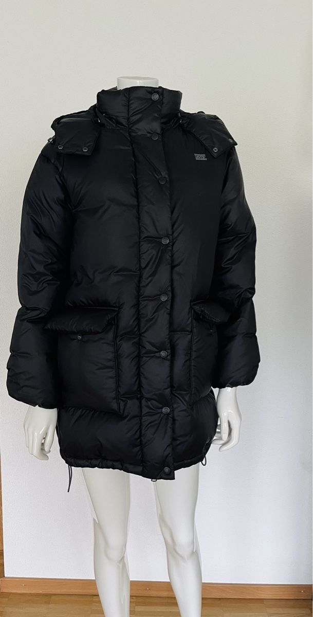 Levi's Giacche: Levi‘s Daunenjacke Grösse X – Nuovo (secondo la descrizione) da Emmenbrücke venduto da Anna01014