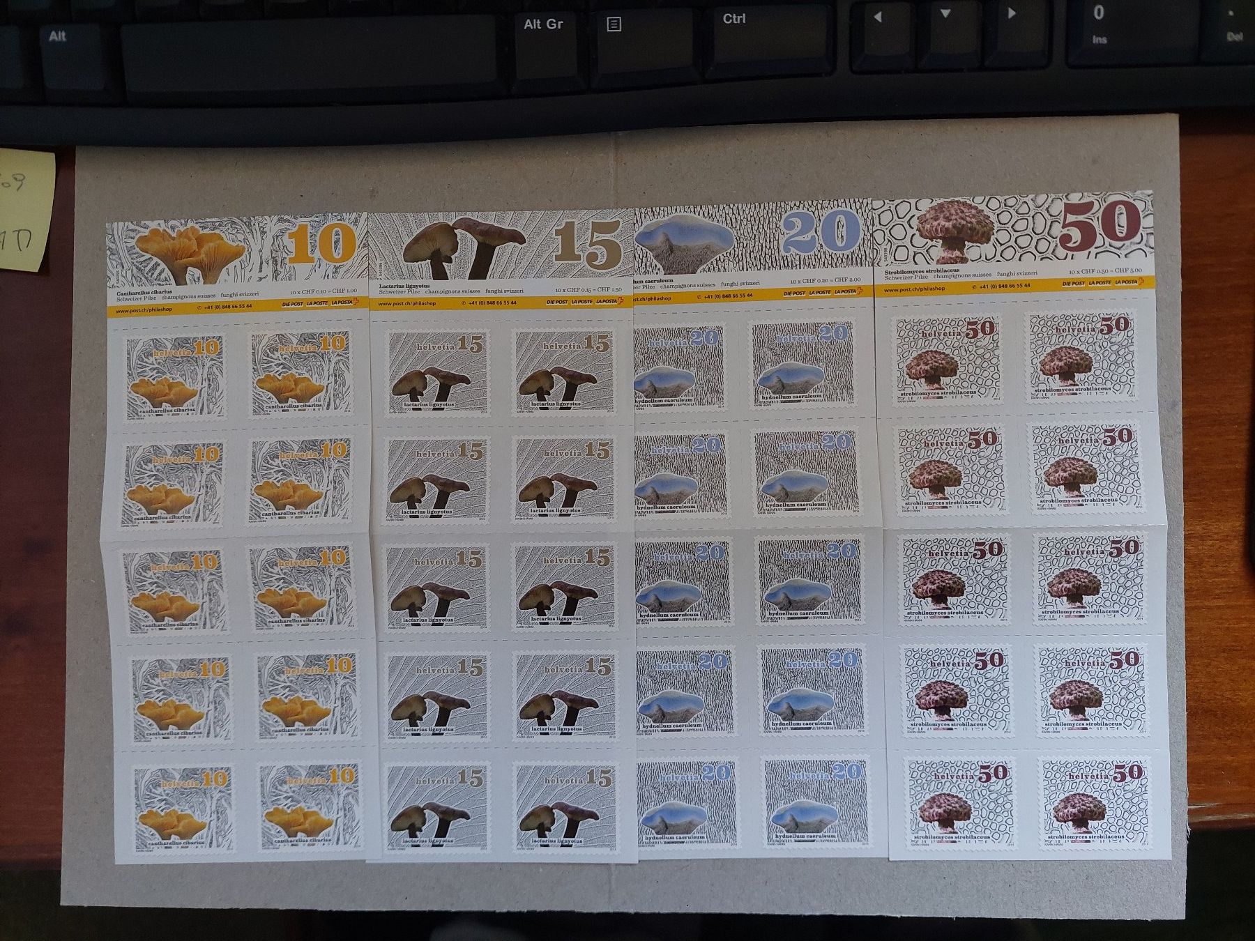 Alle Briefmarken: 2014 ** - TIMBRES CHAMPGINONS – Neu (gemäss Beschreibung) aus Biel/Bienne von Deboma