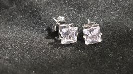 Ohrstecker Zirkonia 0,3cm