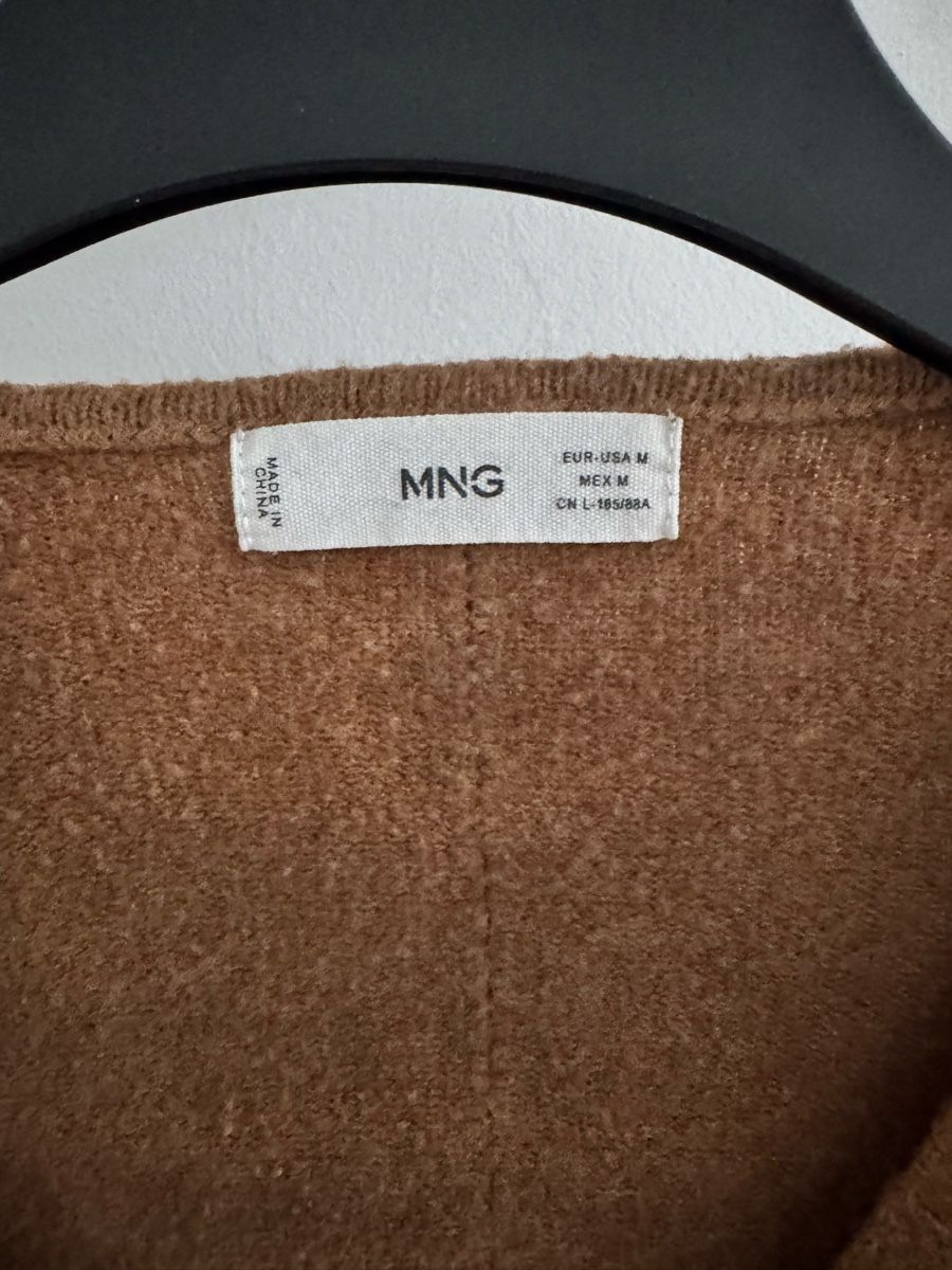 Mango Pullover & Sweatshirts: Maglione Mango 🥭 M – Gebraucht aus Porza von kaj_d5q7 1