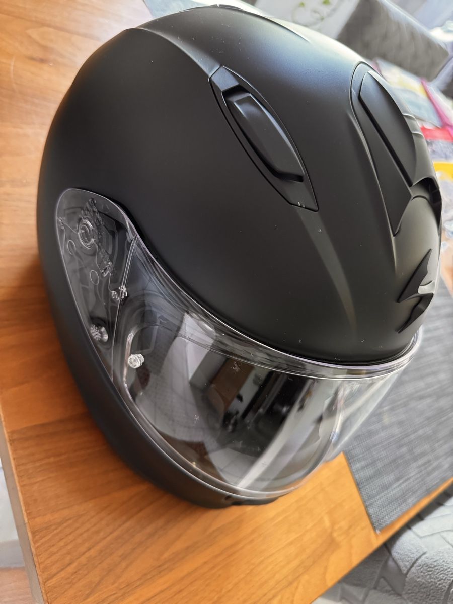 Casques & visières: Motorradhelm praktisch Neu – Neuf (Voir description) à Reinach BL par Timbuki2