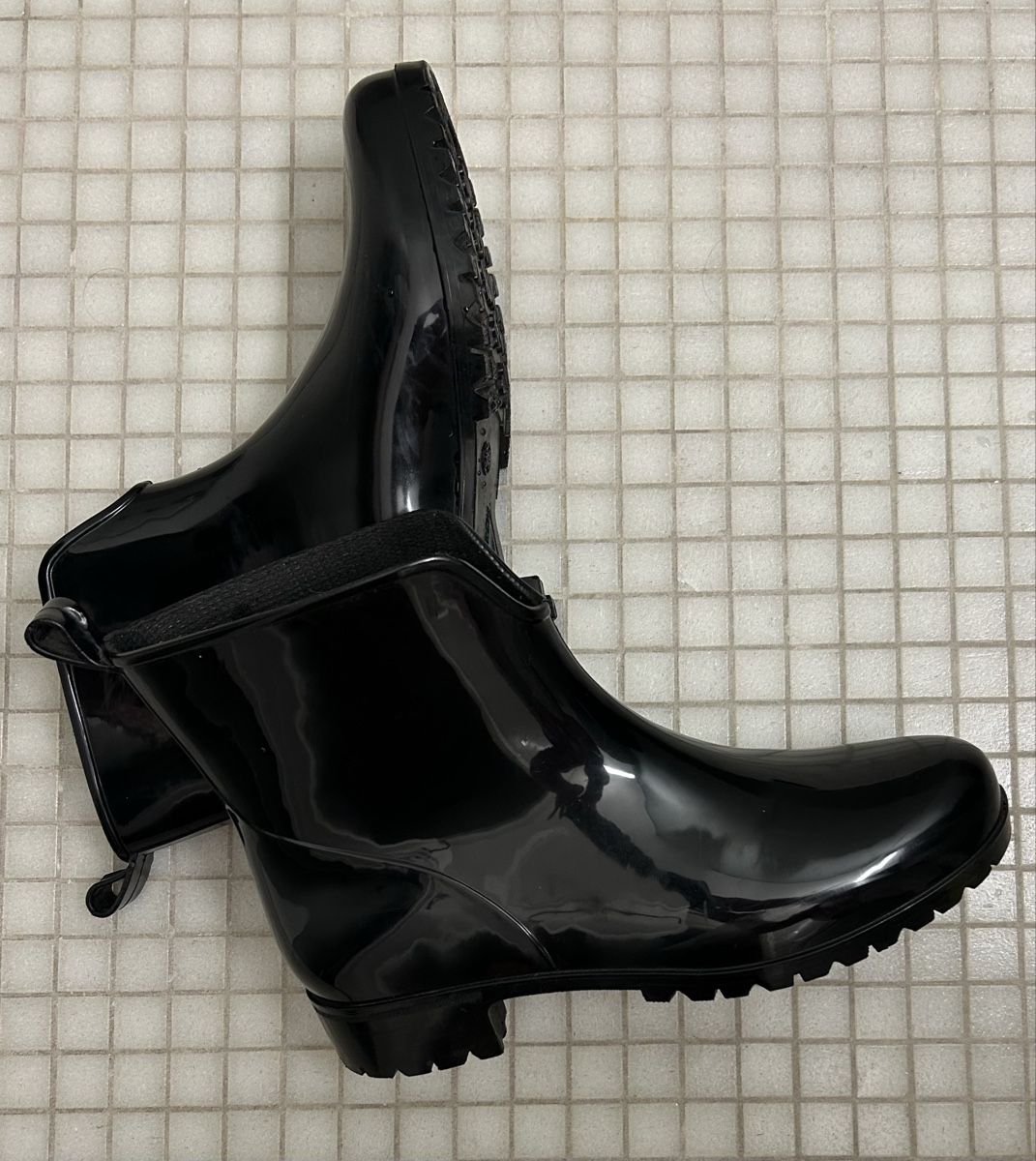 Scarpe da donna: Gummistiefel (Gr.38) – Nuovo (secondo la descrizione) da Aarau venduto da ber_xr6w