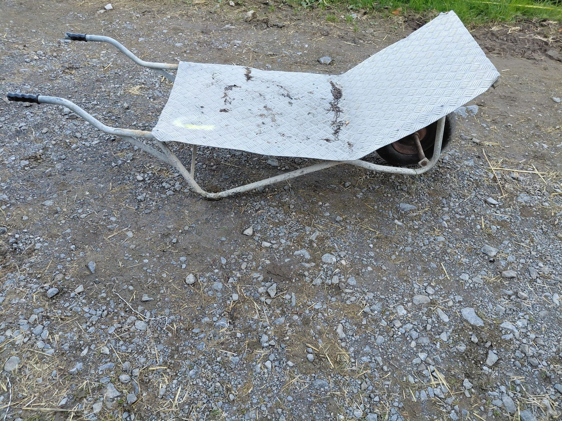 Schubkarren: Silo/Gras Karette – Gebraucht aus Horboden von 1999patris 2
