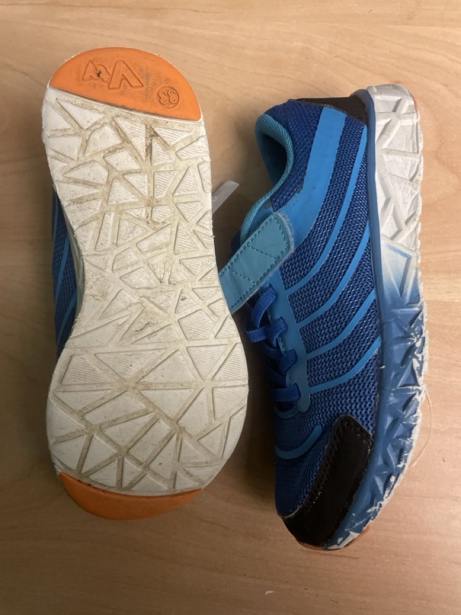 Scarpe per ragazzi: Leichte Blaue Vty Kinder Turnschuhe, Gr.33 – Usato da Obergerlafingen venduto da cabo4 2