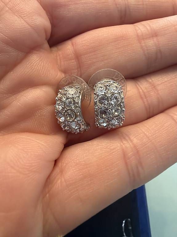 Autres bijoux: Swarovski Set  – D'occasion à Altstätten SG par fri_2q5z 1