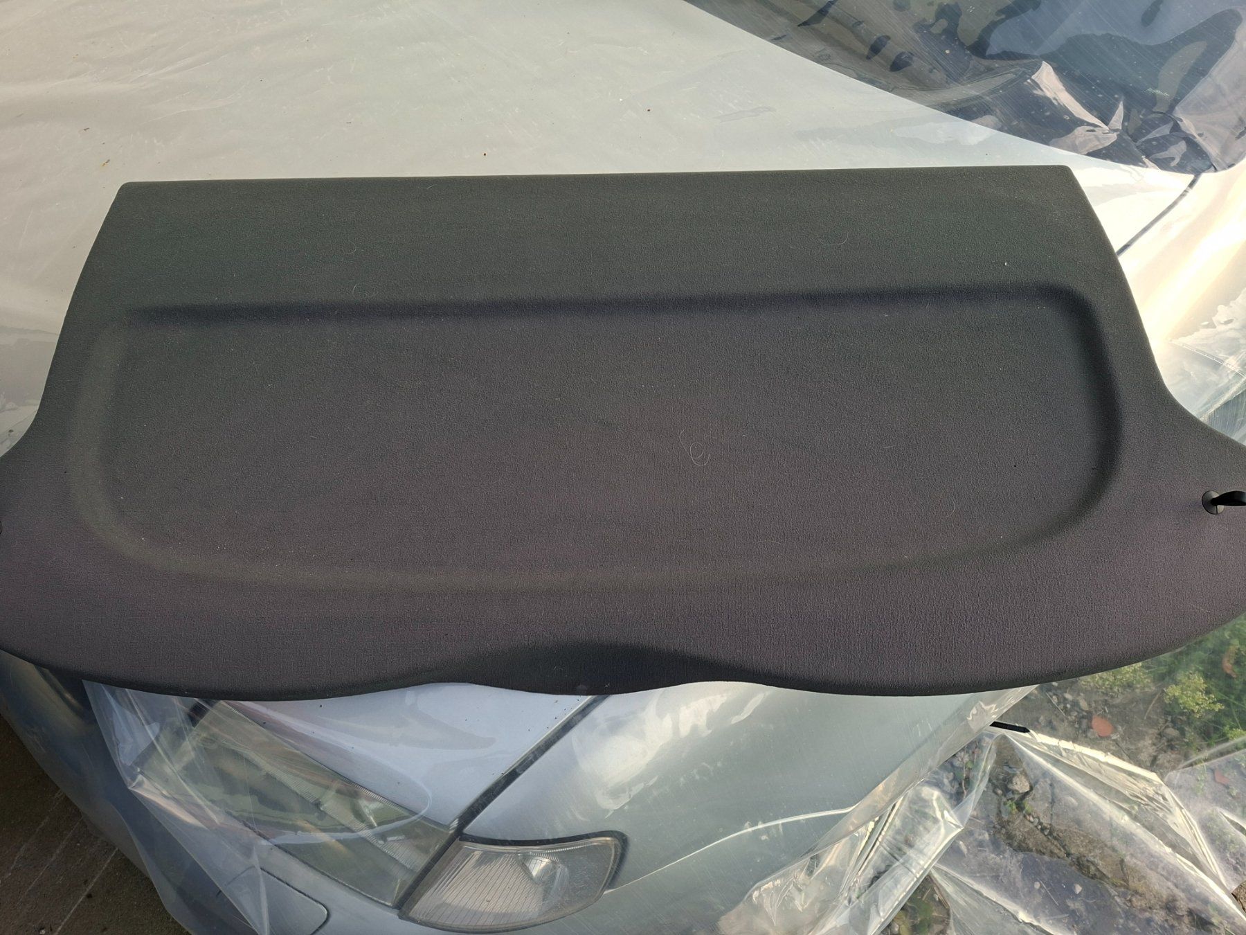 Tutti pezzi di ricambio auto: Hutablage Audi A3 8L – Usato da Cham venduto da vento9 1