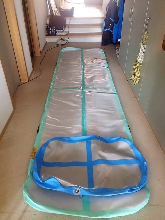 Tapis de sol: 4 Meter Airtrack und Airblock – D'occasion à Zürich par roi_9vv6