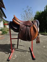 Sellerie Rochat handgefertigter Springsattel