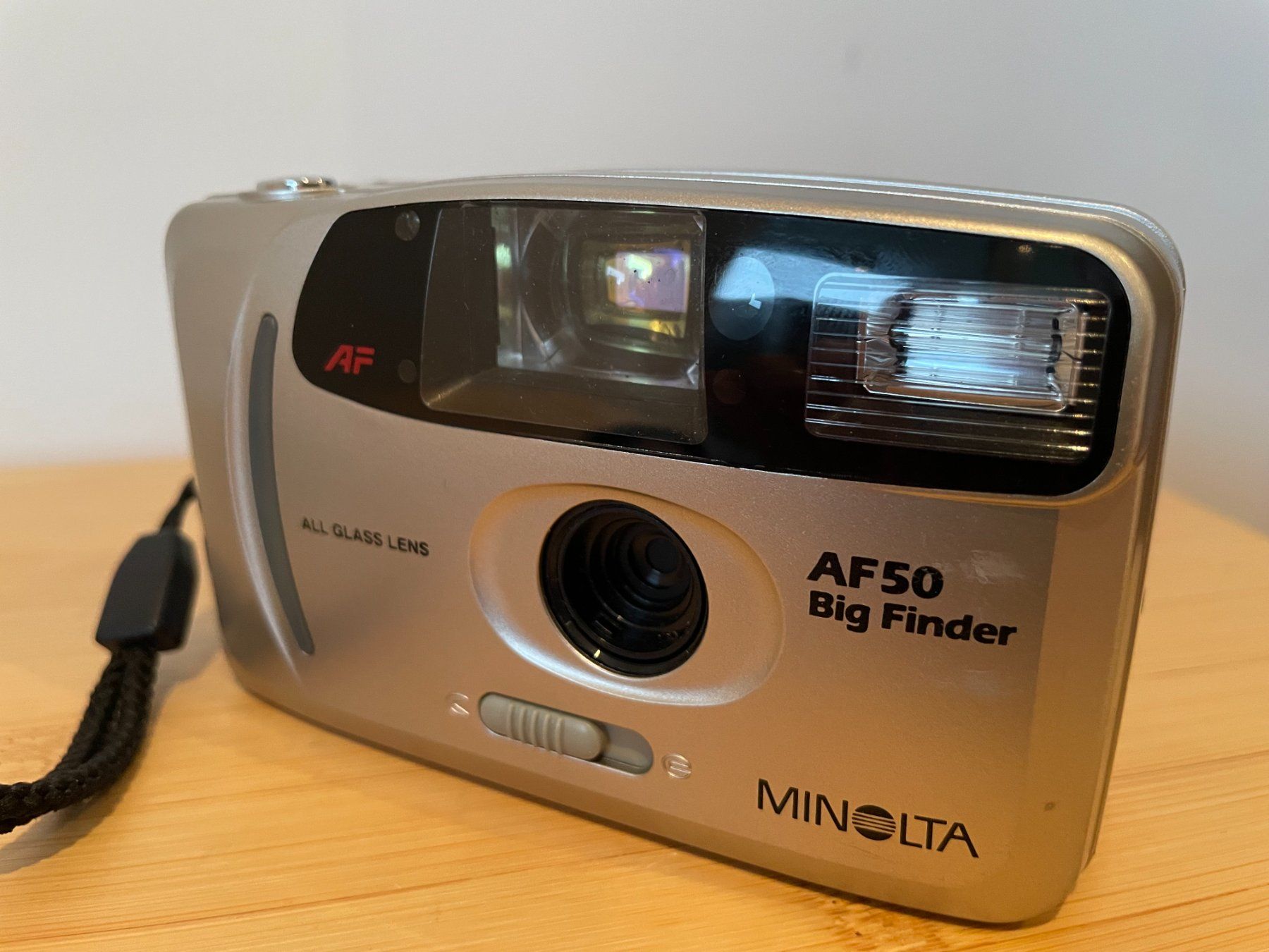 Minolta Fotocamera: Minolta AF50 Big Finder – Difettoso da Petit Lancy venduto da gil_hr6v 1