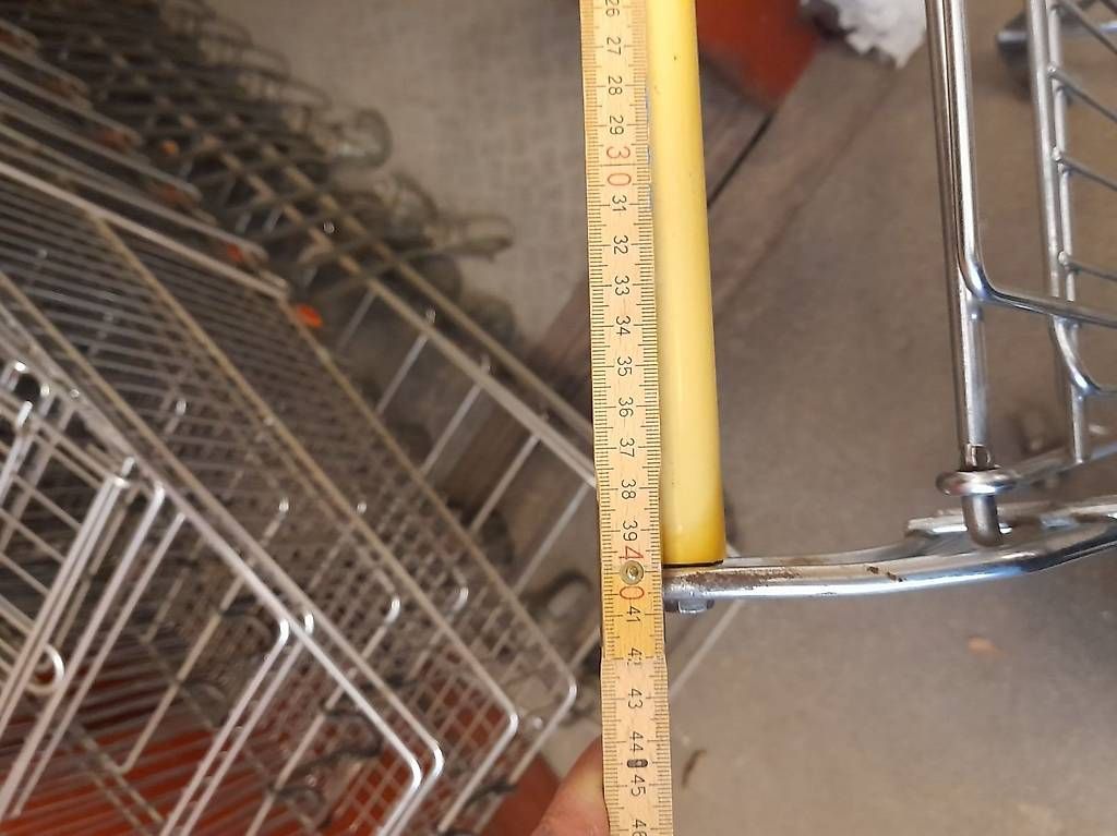 Autres articles pour la maison: Einkaufswagen – D'occasion à Guttannen par tel_yp8x 1