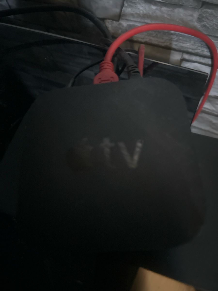 Apple Lettore multimediale & Streamer: Apple TV 4K (Modell A1842) – Nuovo (secondo la descrizione) da Buchs SG venduto da leevin01