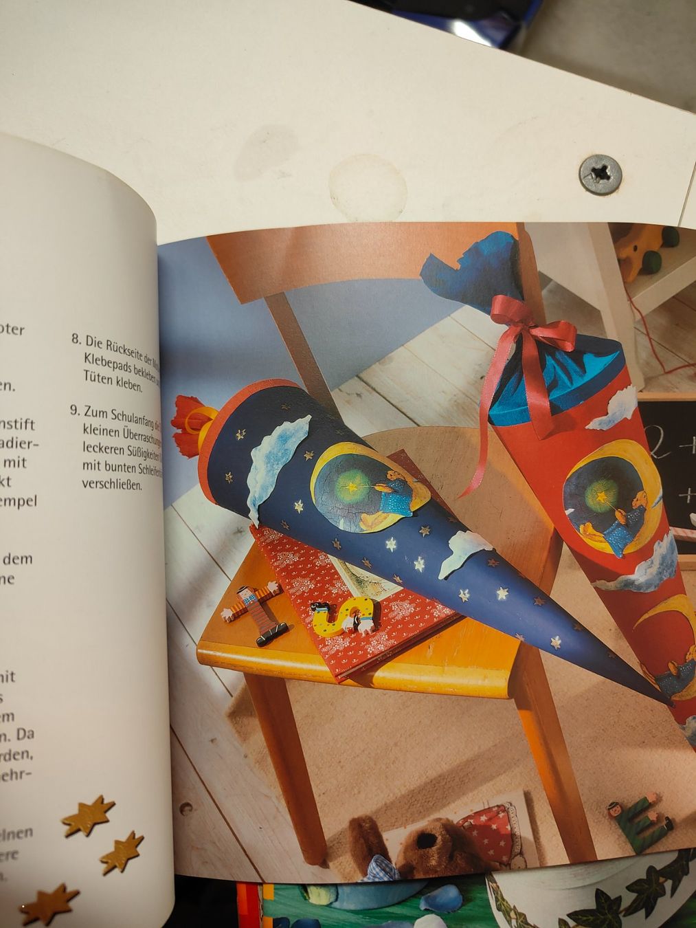 Libri: Bastelbuch Set Serviettentechnik gem Bildern – Usato da St. Gallen venduto da Bisaknosp 8
