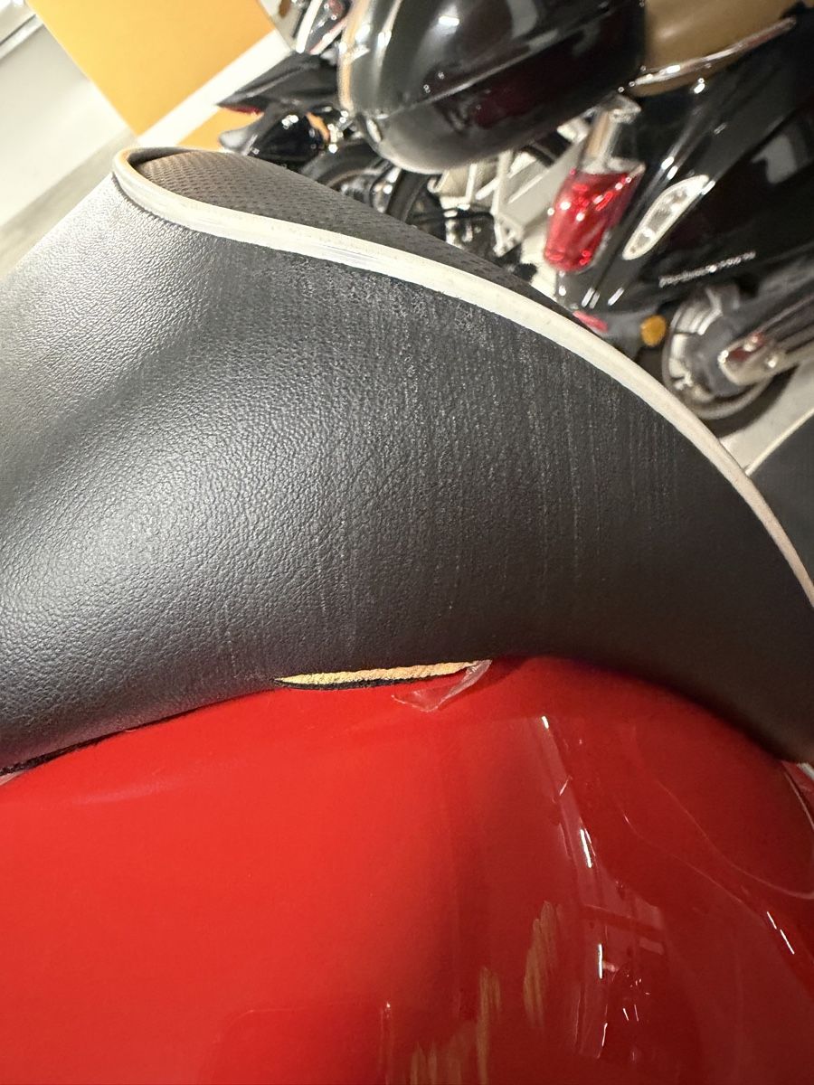 Vespa Topcase: Vespa Box inkl. Leder – Usato da Zürich venduto da dan_bxq2 8