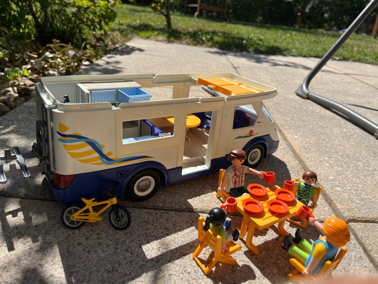 Giocattoli: Camping car – Usato da mont sur rolle venduto da vilascar 2