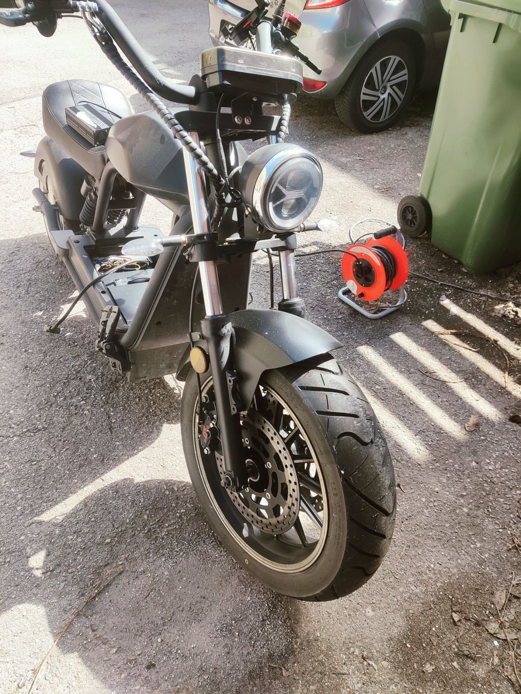 Scooter: Scooter électrique noir type CityCoco état correct – Usato da Sonvilier venduto da Agostinho99 1